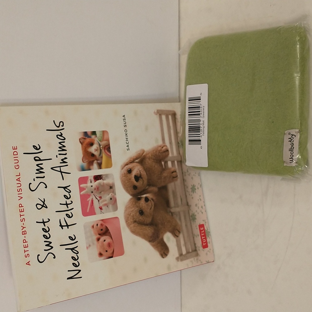 Woolbuddy Felting Mat & Needle Felted Animals Book by Sachiko Susa Craft Instruc